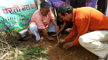 नई भूमि (भाटखेड़ी) पर वृक्षारोपण कार्यक्रम 